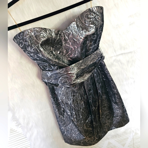Suzy Shier Party/Holiday Strapless Foil Print Mini Dress - Picture 2 of 7